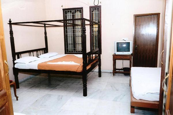 Hotel Soorya Heritage Inn Pondicherry Exterior foto